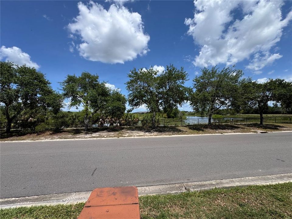 For Sale: $189,000 (2 beds, 2 baths, 1020 Square Feet)