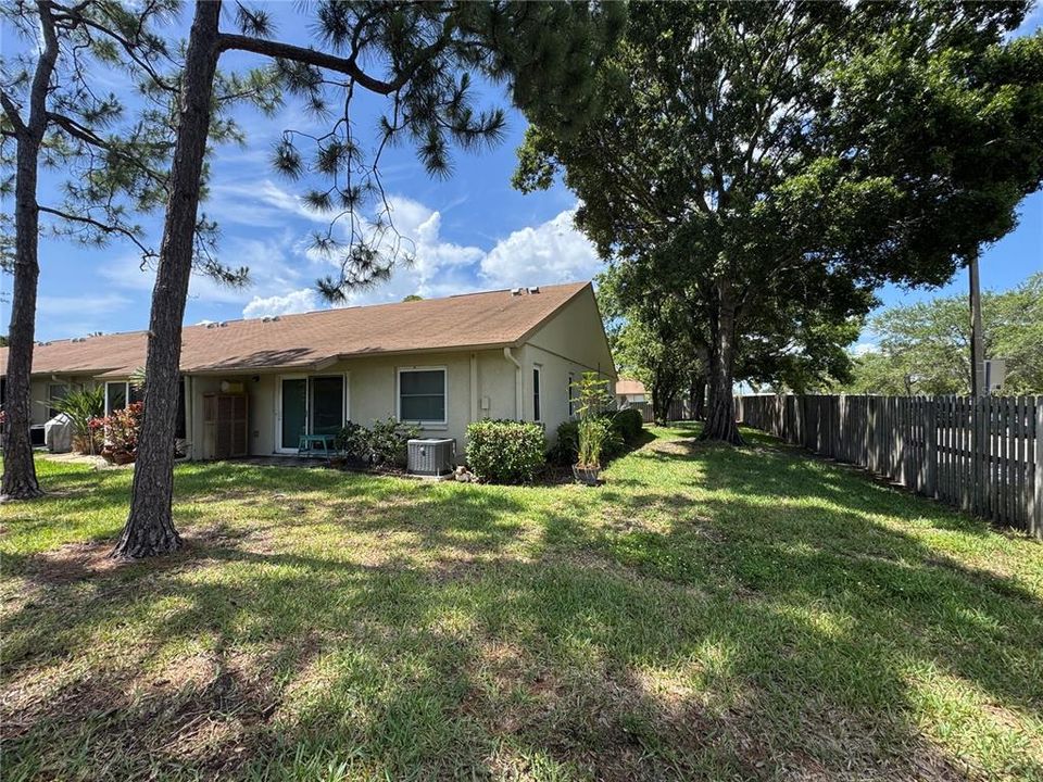 For Sale: $189,000 (2 beds, 2 baths, 1020 Square Feet)