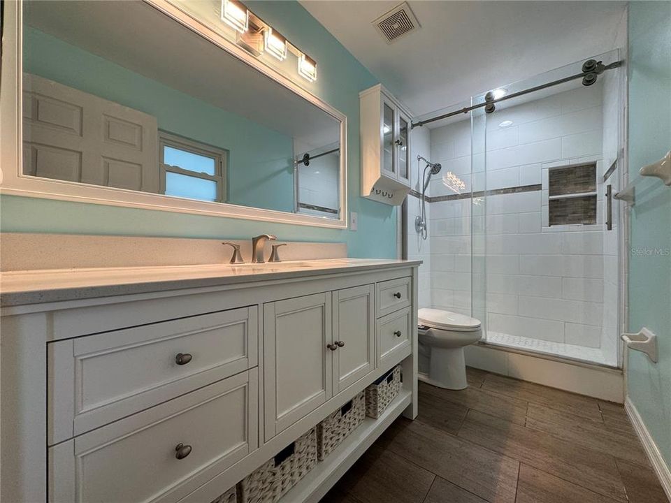 For Sale: $189,000 (2 beds, 2 baths, 1020 Square Feet)