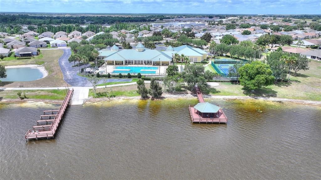 En Venta: $309,900 (2 camas, 2 baños, 1819 Pies cuadrados)