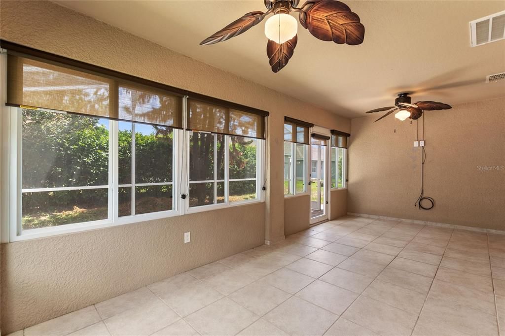 En Venta: $309,900 (2 camas, 2 baños, 1819 Pies cuadrados)