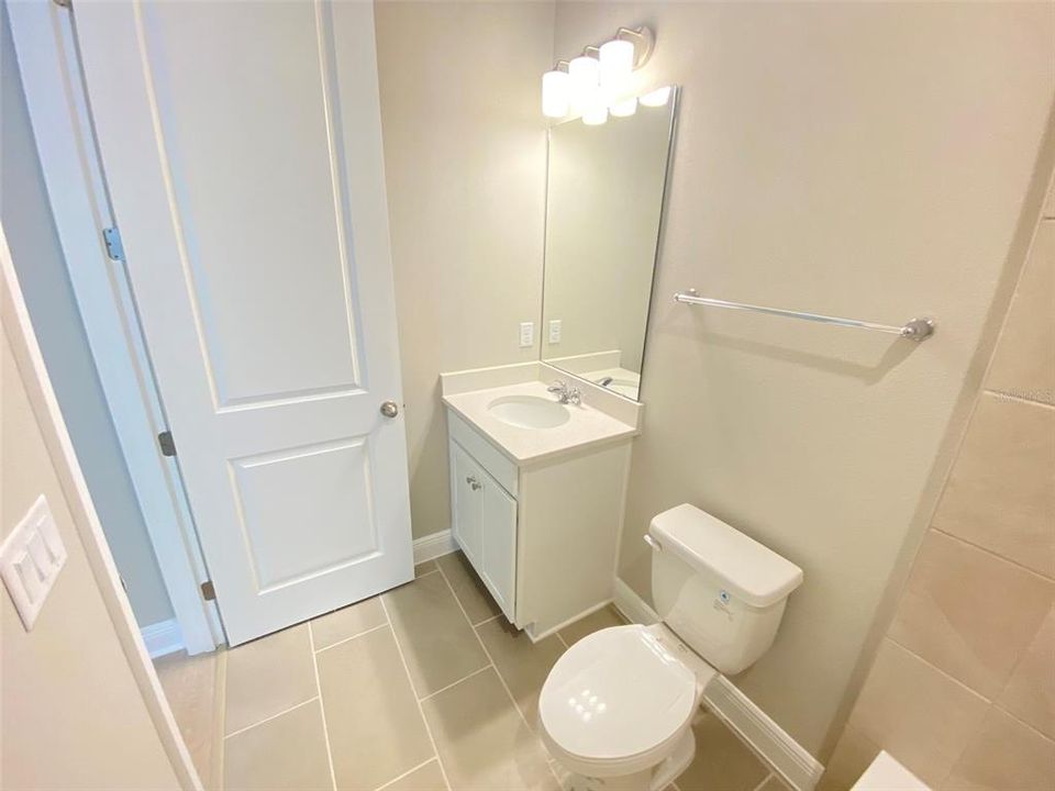 For Rent: $3,150 (4 beds, 3 baths, 2088 Square Feet)