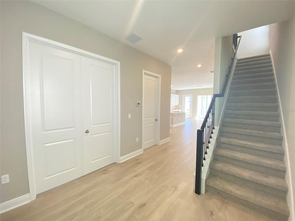 For Rent: $3,150 (4 beds, 3 baths, 2088 Square Feet)