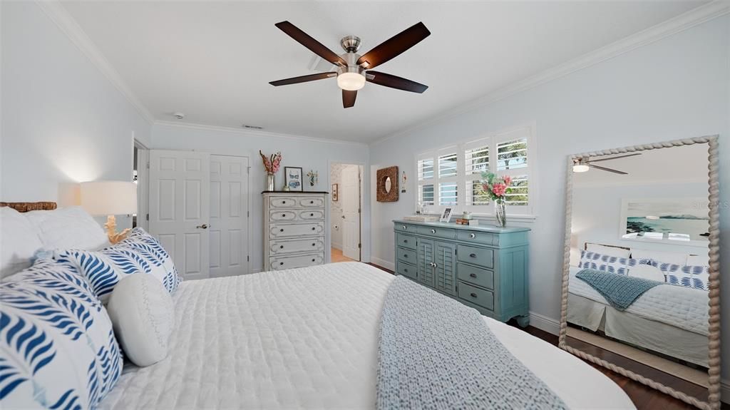 Active With Contract: $825,000 (3 beds, 3 baths, 2123 Square Feet)