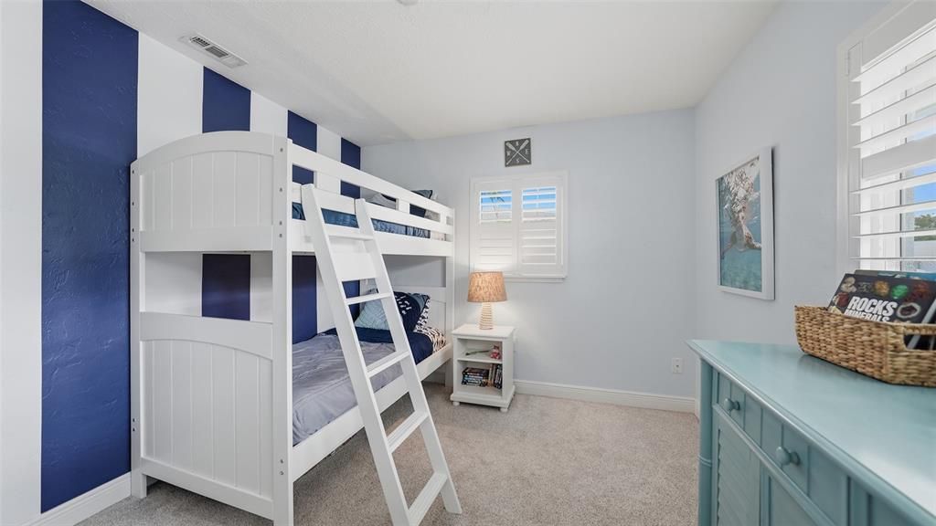 Active With Contract: $825,000 (3 beds, 3 baths, 2123 Square Feet)