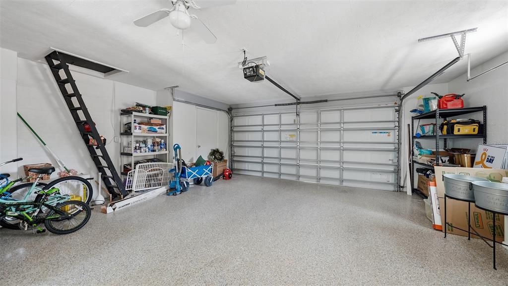 Active With Contract: $825,000 (3 beds, 3 baths, 2123 Square Feet)