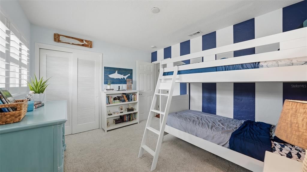 Active With Contract: $825,000 (3 beds, 3 baths, 2123 Square Feet)