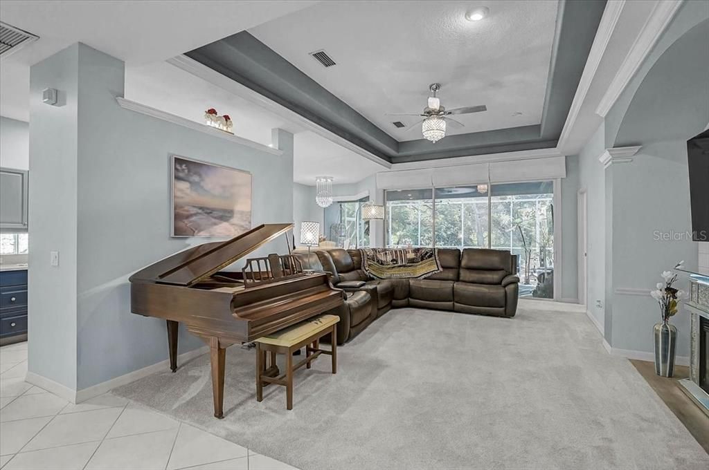 For Sale: $749,000 (3 beds, 2 baths, 2034 Square Feet)