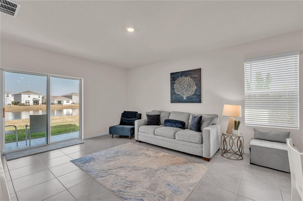 En Venta: $435,000 (3 camas, 2 baños, 1504 Pies cuadrados)