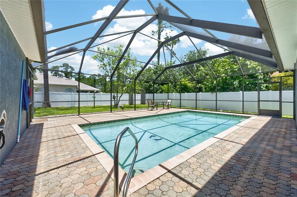 En Venta: $450,000 (4 camas, 3 baños, 2537 Pies cuadrados)