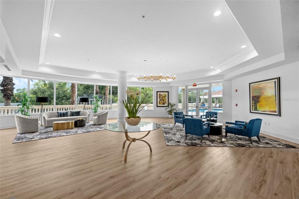 合同活跃: $1,755,000 (3 贝兹, 3 浴室, 2830 平方英尺)