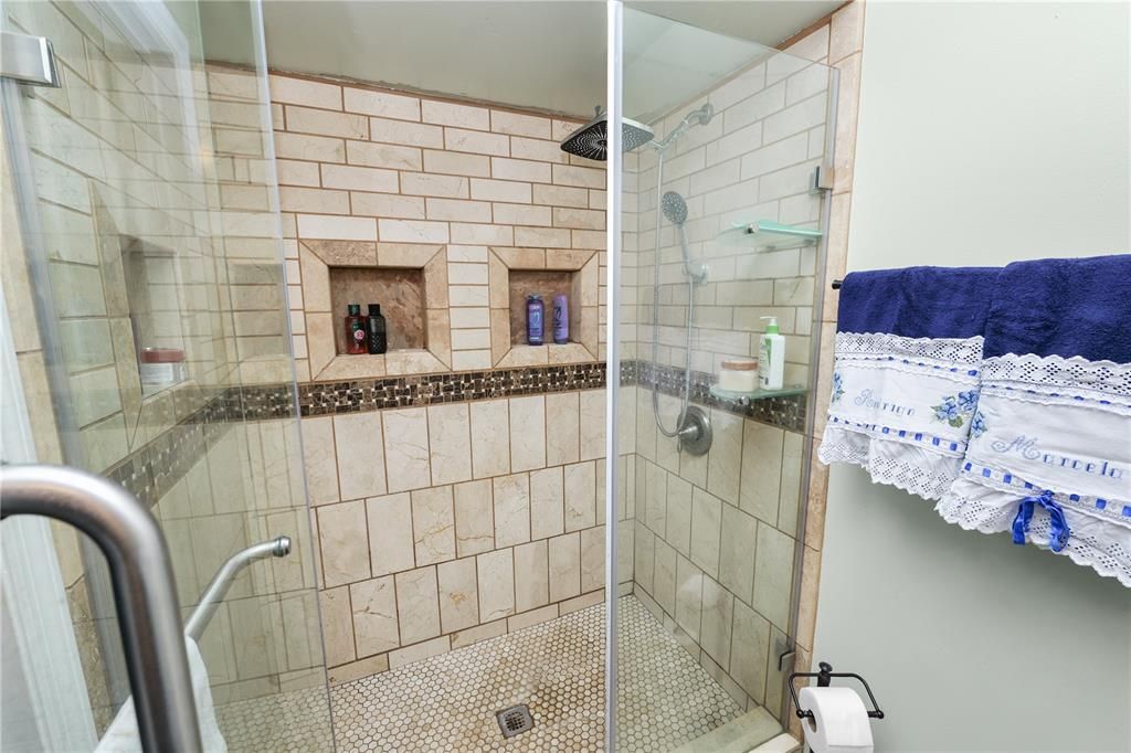 На продажу: $179,000 (2 спален, 2 ванн, 1192 Квадратных фут)