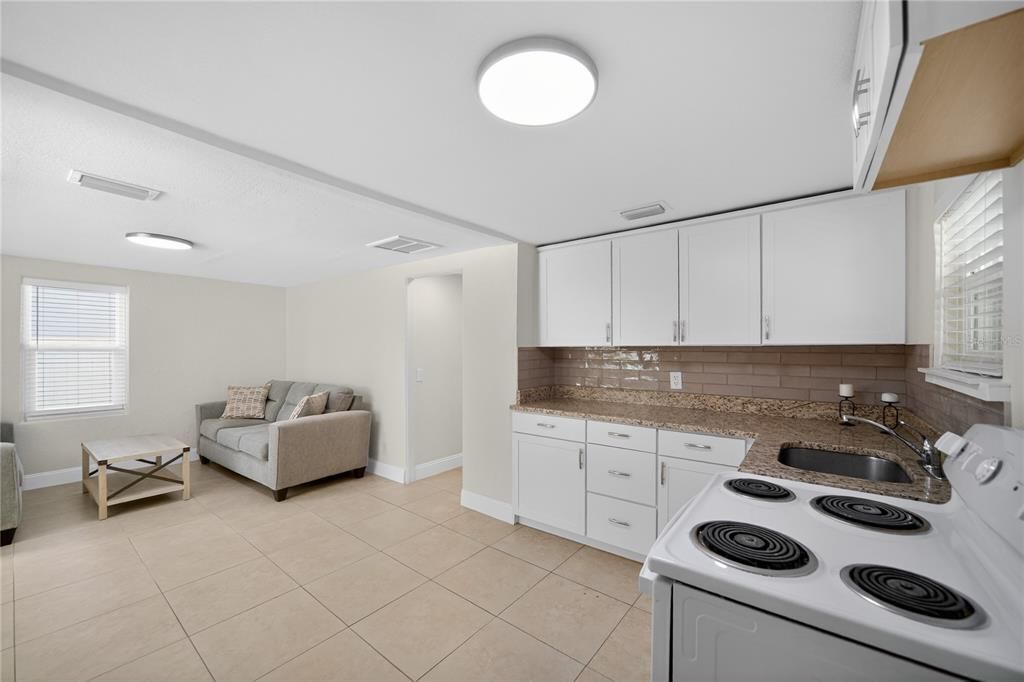 For Rent: $2,500 (3 beds, 2 baths, 1030 Square Feet)