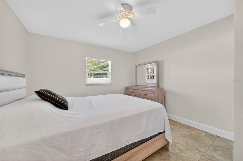 For Rent: $2,500 (3 beds, 2 baths, 1030 Square Feet)