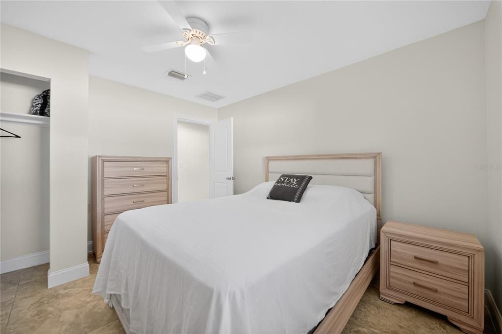 For Rent: $2,500 (3 beds, 2 baths, 1030 Square Feet)