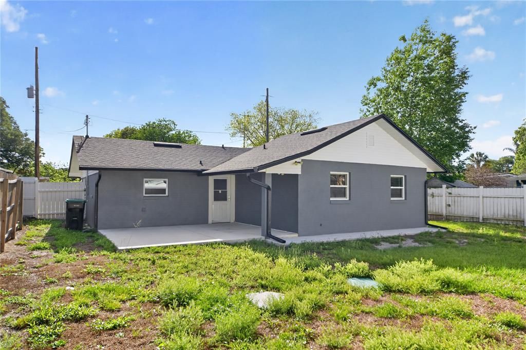 For Rent: $2,500 (3 beds, 2 baths, 1030 Square Feet)