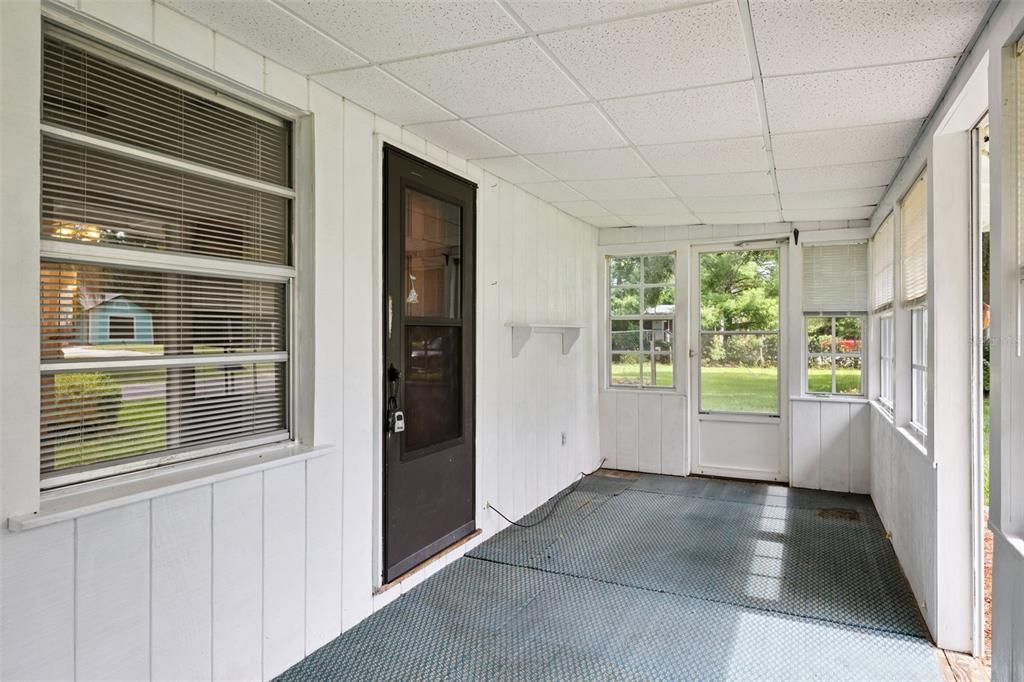 На продажу: $439,900 (4 спален, 3 ванн, 1990 Квадратных фут)
