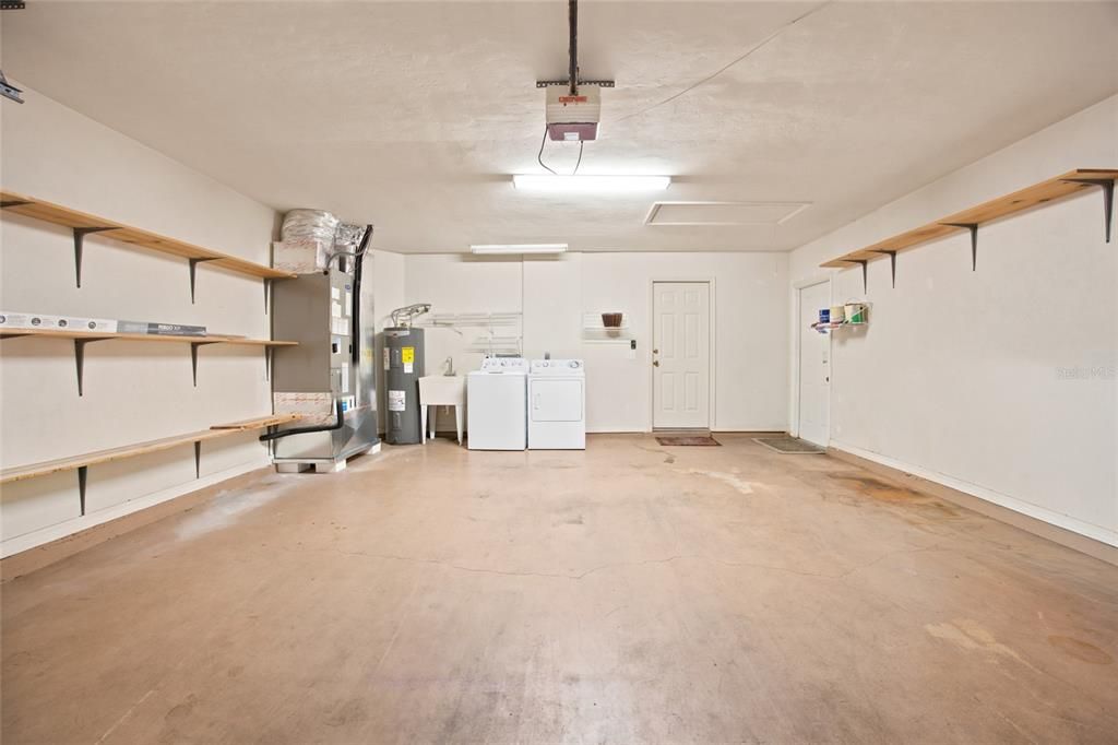 На продажу: $315,000 (2 спален, 2 ванн, 1816 Квадратных фут)