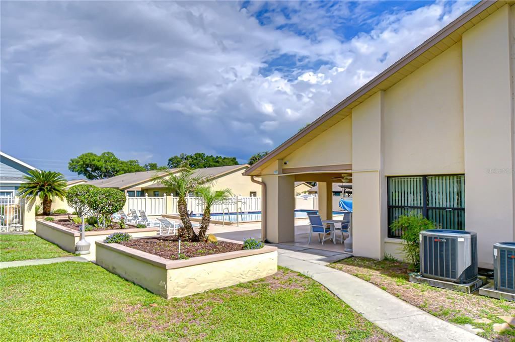 For Sale: $175,000 (2 beds, 2 baths, 1094 Square Feet)