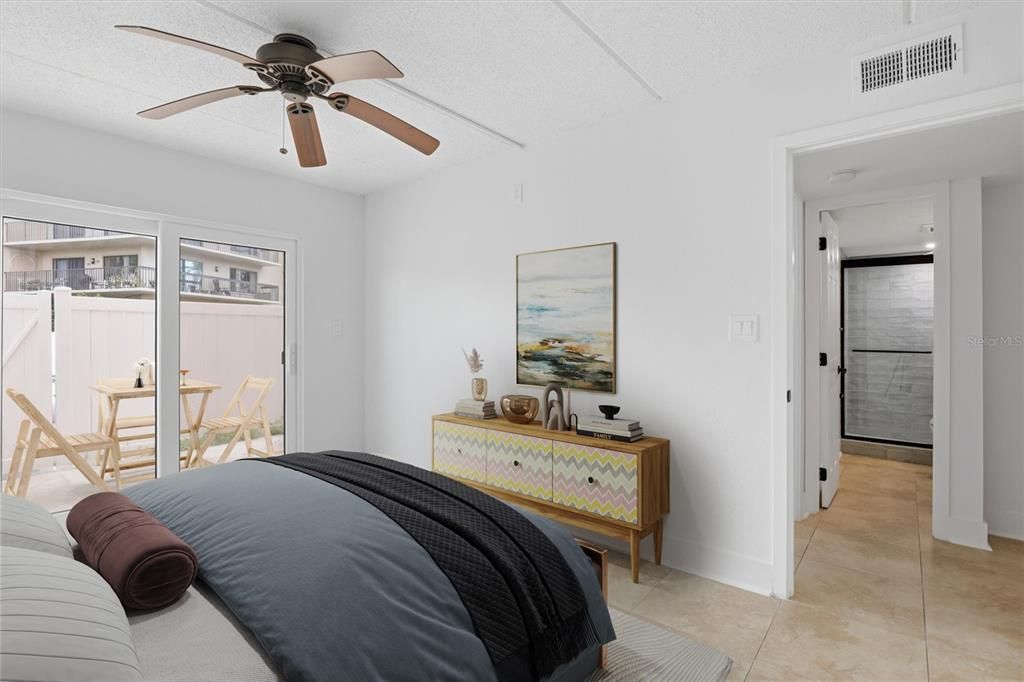 Active With Contract: $224,900 (2 beds, 1 baths, 760 Square Feet)