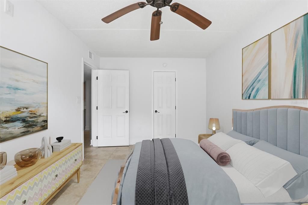 Active With Contract: $224,900 (2 beds, 1 baths, 760 Square Feet)
