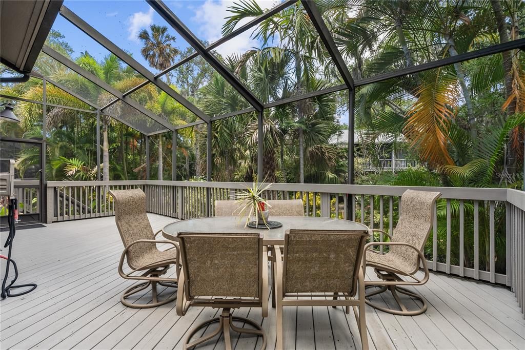 En Venta: $629,000 (3 camas, 2 baños, 2040 Pies cuadrados)