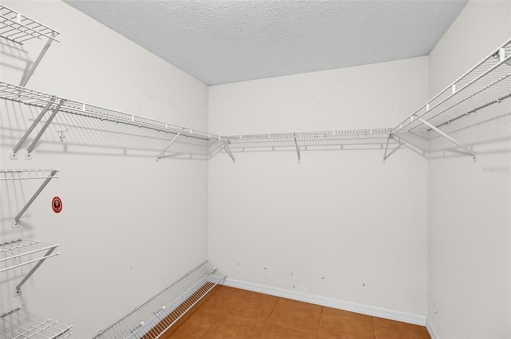 В аренду: $2,875 (3 спален, 2 ванн, 2338 Квадратных фут)