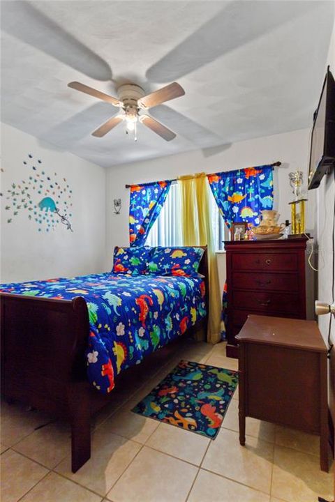 For Sale: $219,900 (3 beds, 1 baths, 972 Square Feet)