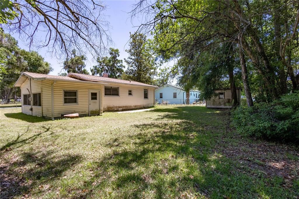 For Sale: $110,000 (2 beds, 1 baths, 1103 Square Feet)