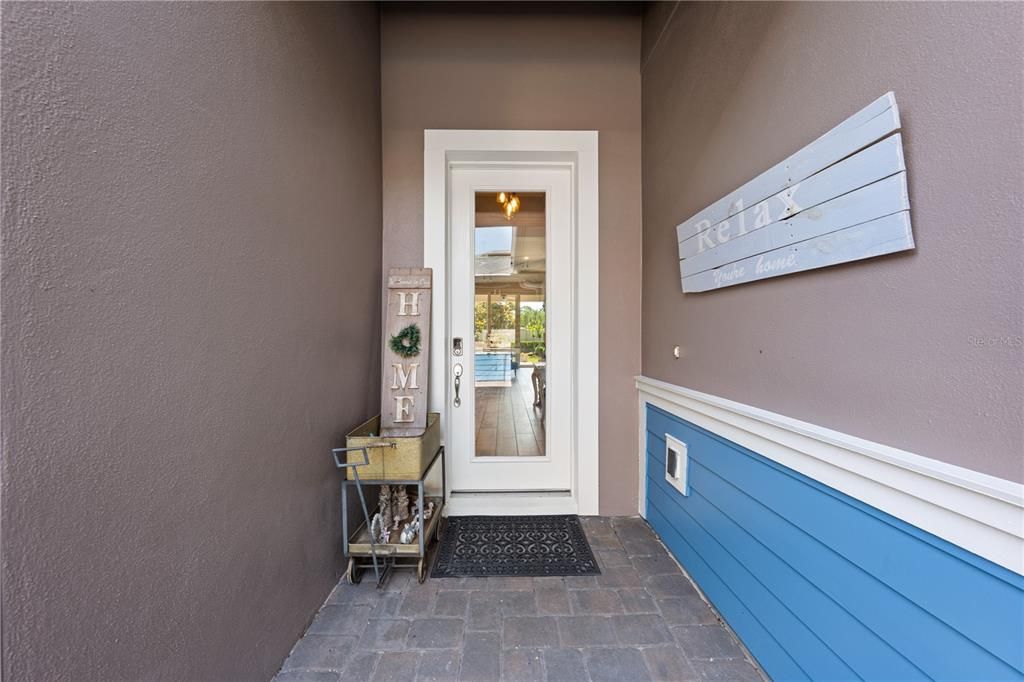 For Sale: $1,475,000 (5 beds, 5 baths, 4062 Square Feet)
