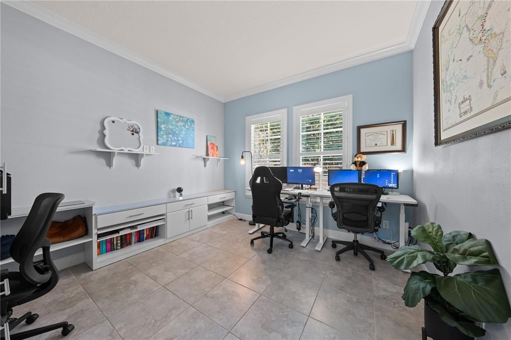 For Sale: $1,475,000 (5 beds, 5 baths, 4062 Square Feet)