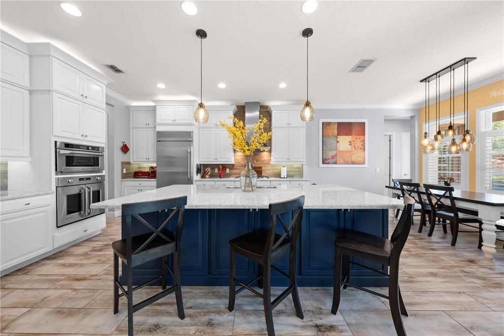 For Sale: $1,475,000 (5 beds, 5 baths, 4062 Square Feet)