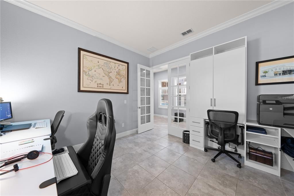 For Sale: $1,475,000 (5 beds, 5 baths, 4062 Square Feet)