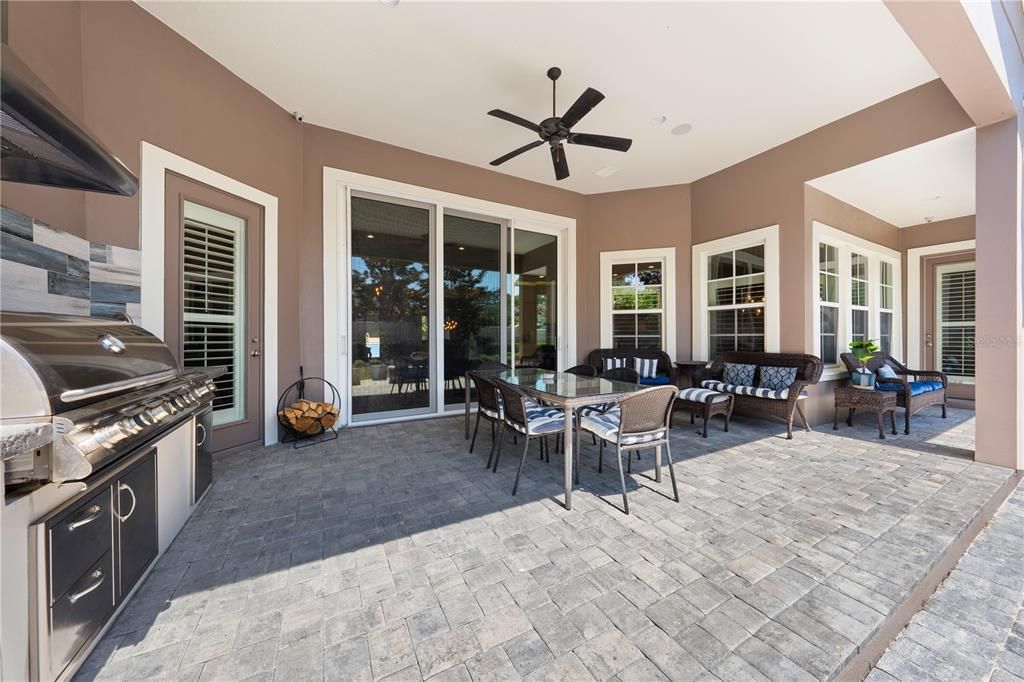 For Sale: $1,475,000 (5 beds, 5 baths, 4062 Square Feet)