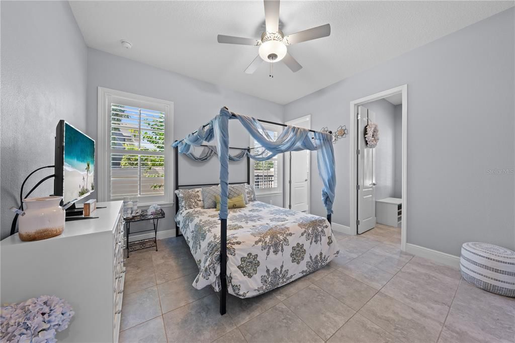 For Sale: $1,475,000 (5 beds, 5 baths, 4062 Square Feet)