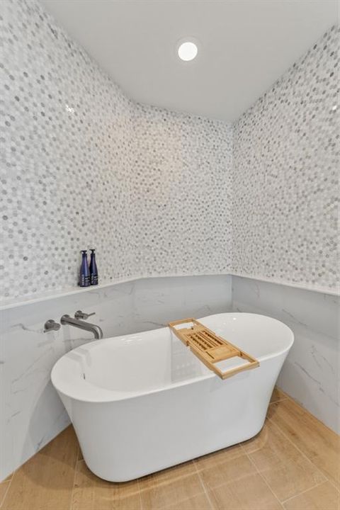 В аренду: $4,850 (2 спален, 2 ванн, 1571 Квадратных фут)