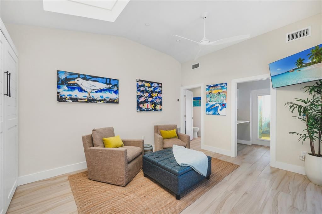 For Sale: $3,500,000 (4 beds, 3 baths, 2020 Square Feet)