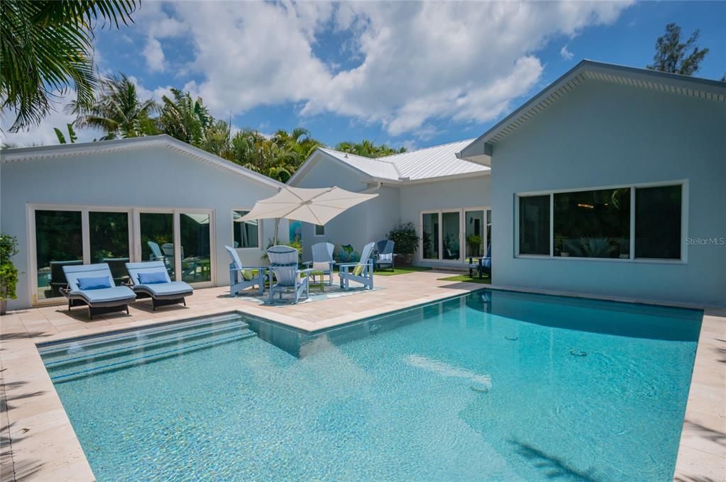 For Sale: $3,500,000 (4 beds, 3 baths, 2020 Square Feet)