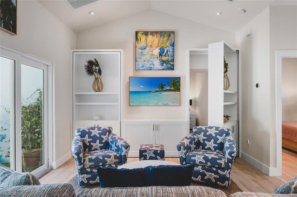 For Sale: $3,500,000 (4 beds, 3 baths, 2020 Square Feet)