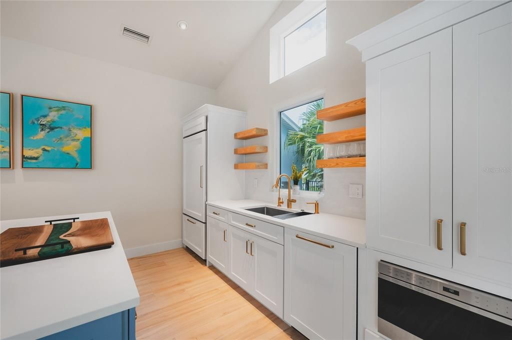 For Sale: $3,500,000 (4 beds, 3 baths, 2020 Square Feet)