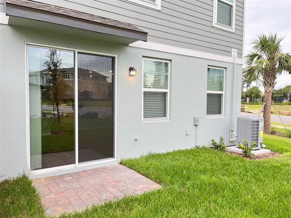 For Rent: $2,275 (3 beds, 2 baths, 1566 Square Feet)