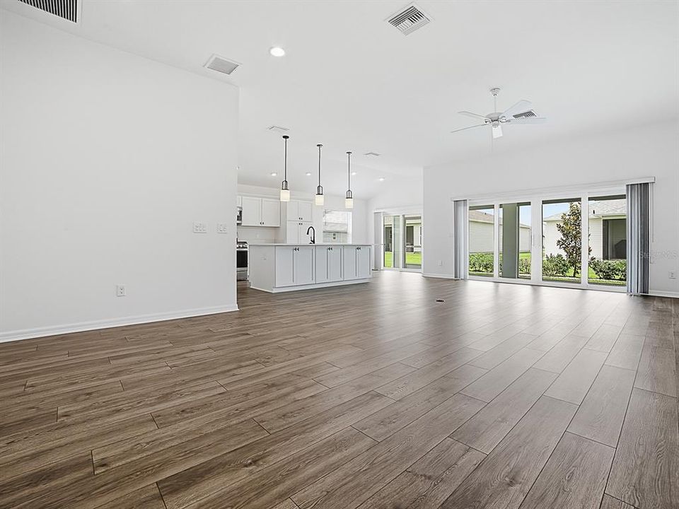 For Sale: $499,000 (3 beds, 2 baths, 1929 Square Feet)