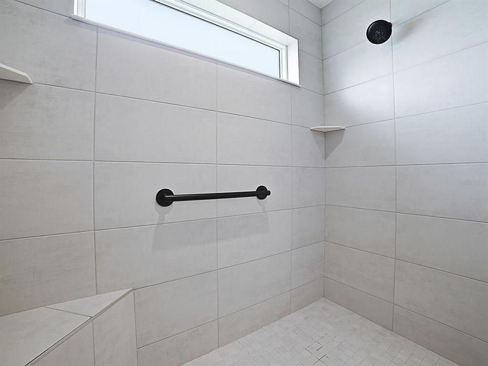 For Sale: $499,000 (3 beds, 2 baths, 1929 Square Feet)