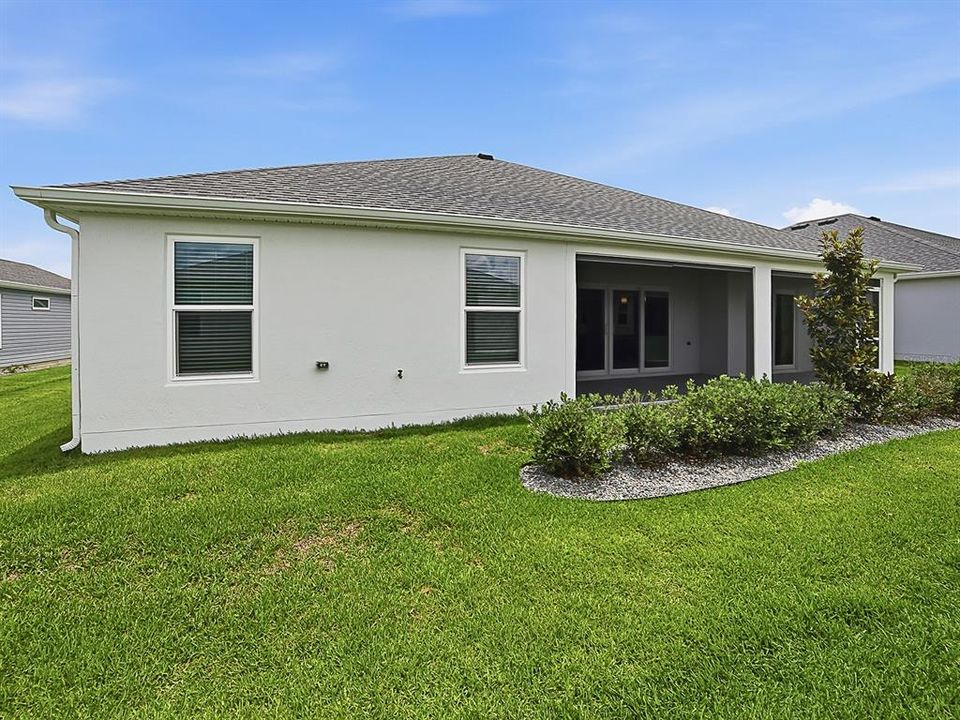 For Sale: $499,000 (3 beds, 2 baths, 1929 Square Feet)