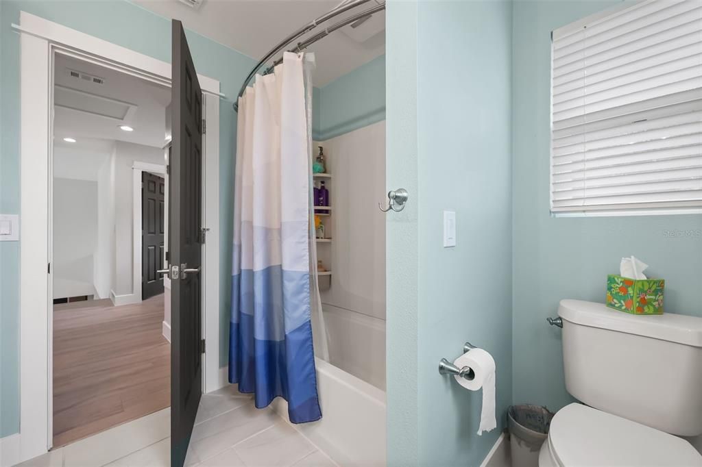 Active With Contract: $525,000 (4 beds, 2 baths, 2059 Square Feet)