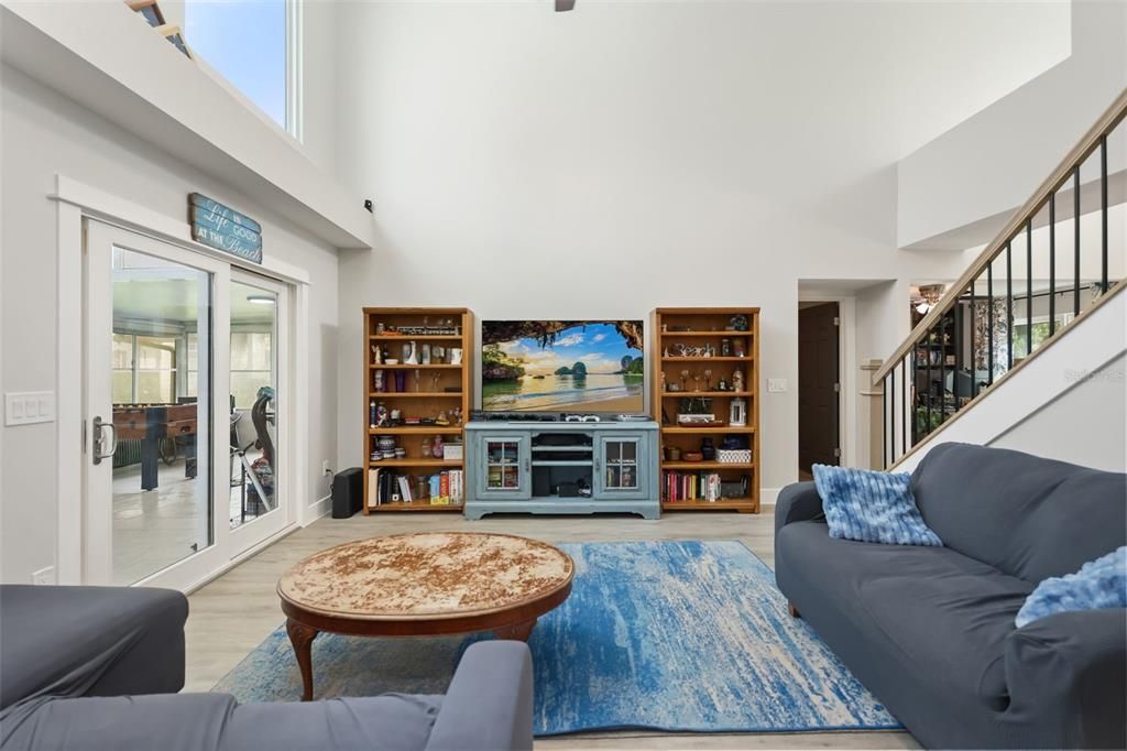 Active With Contract: $525,000 (4 beds, 2 baths, 2059 Square Feet)