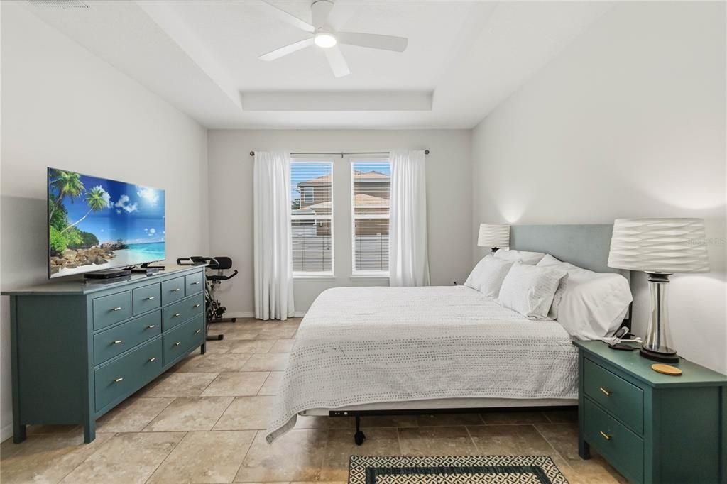 En Venta: $525,000 (4 camas, 3 baños, 2109 Pies cuadrados)