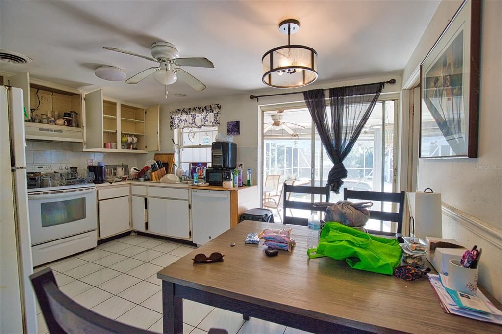 Activo con contrato: $169,900 (2 camas, 2 baños, 1358 Pies cuadrados)