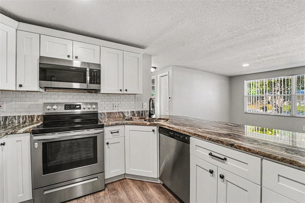 En Venta: $244,900 (3 camas, 2 baños, 1198 Pies cuadrados)