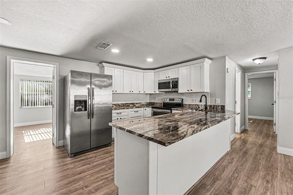 En Venta: $244,900 (3 camas, 2 baños, 1198 Pies cuadrados)